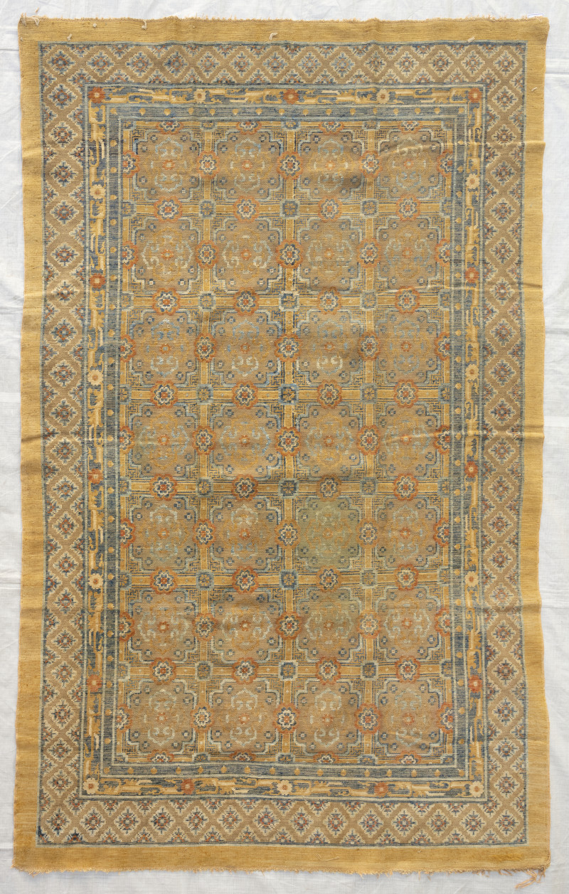A silk carpet - 图8