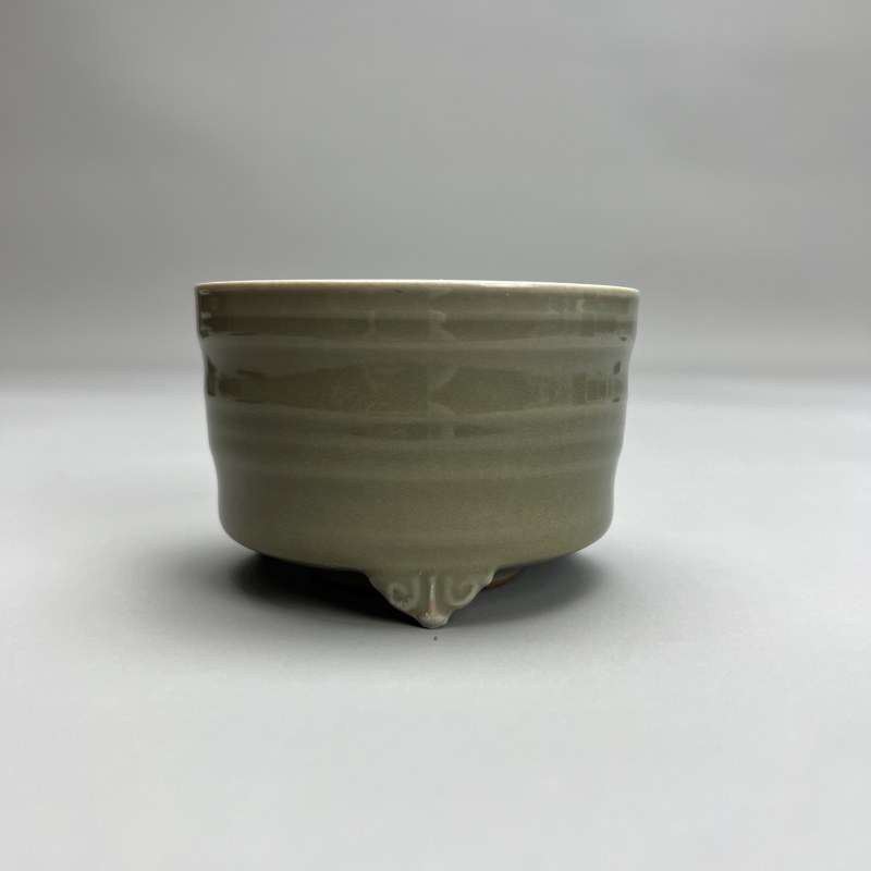 明代 龙泉窑青釉弦纹炉 - 图11