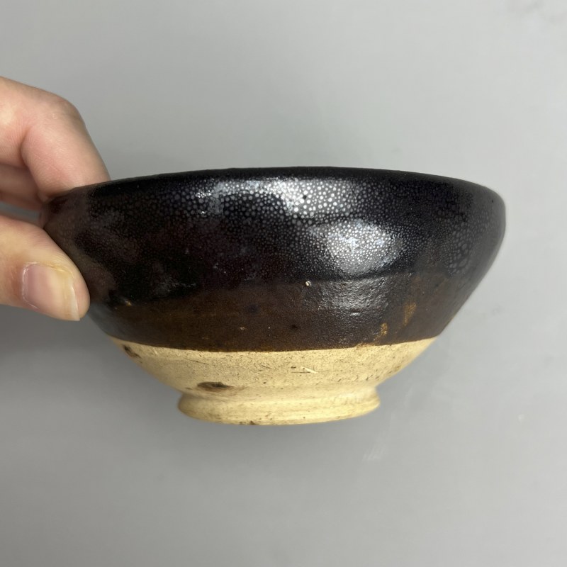 明代 黑釉油滴盏 - 图9