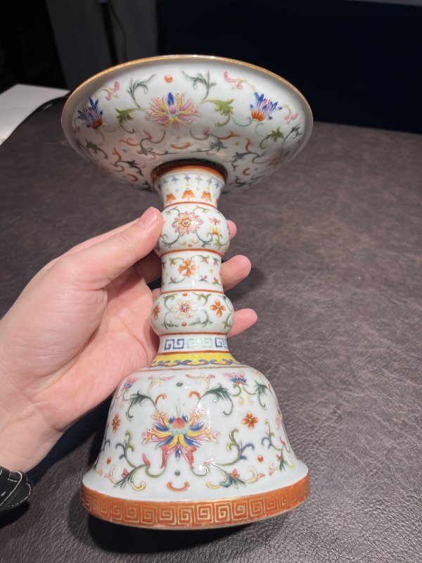 清乾隆 洋彩描金缠枝宝相花觚式供盘一对 - 图20