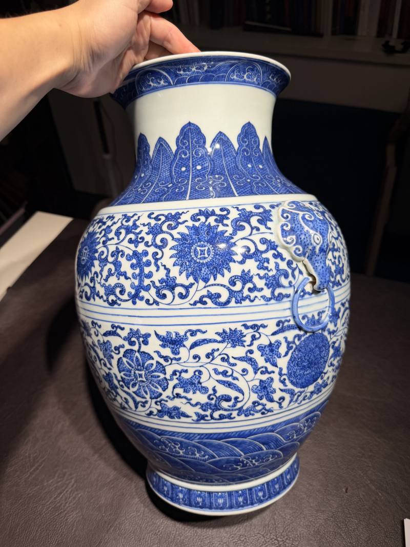 民国 青花缠枝莲纹象首铺首尊 - 图6
