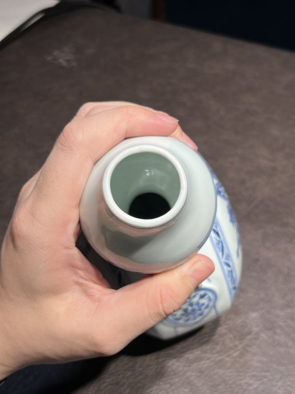 明永乐 青花绶带耳葫芦抱月瓶 - 图10