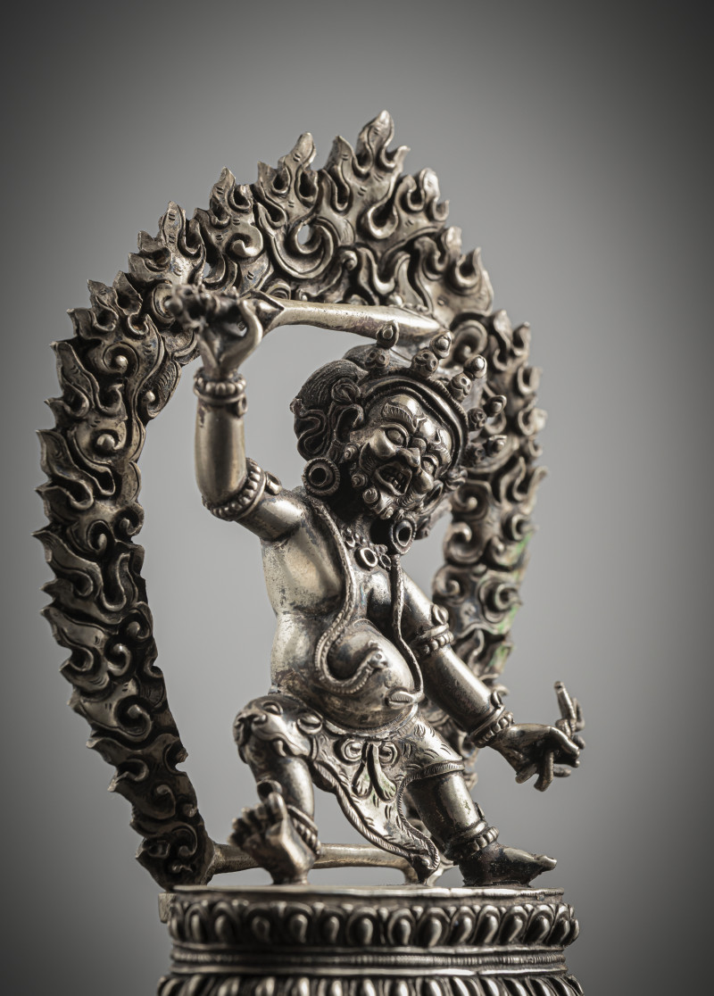 A SILVER FIGURE OF ACALA - 图4
