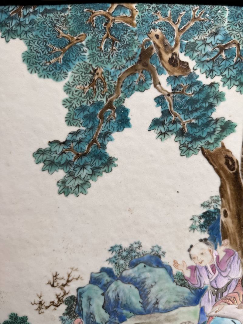 清乾隆 粉彩“云轩”款羲之爱鹅图板 - 图5
