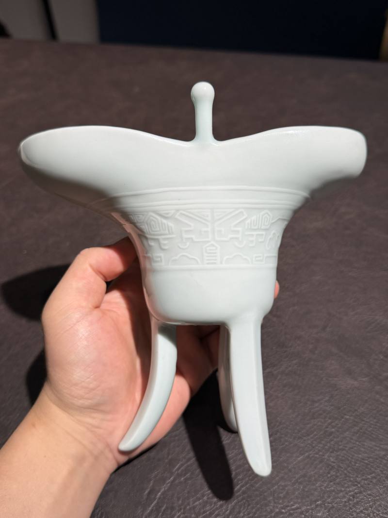 清道光 仿青铜白釉爵杯 - 图3