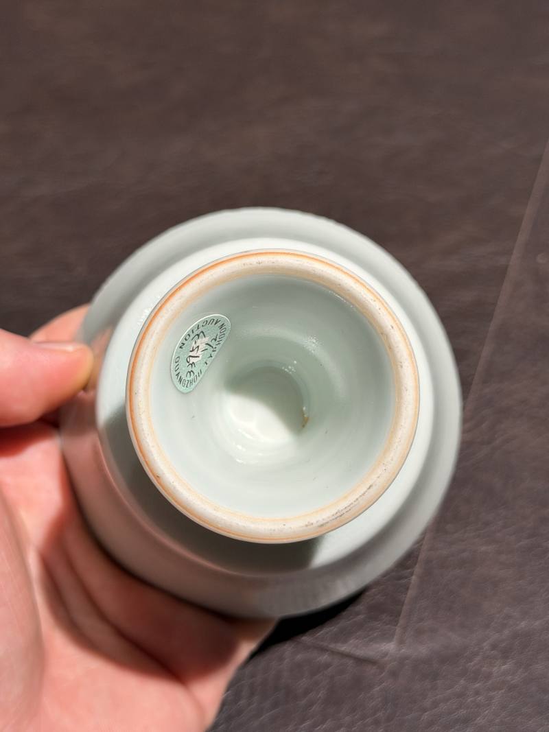 清雍正 青釉模印凤纹高足杯 - 图12