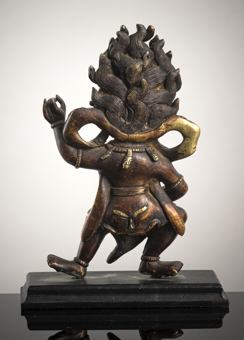 A BRONZE FIGURE OF YAMA - 图2