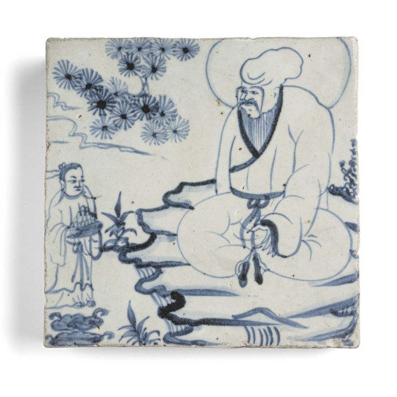 A porcelain tile with underglaze-blue depiction of Shouxing and an adoring attendant