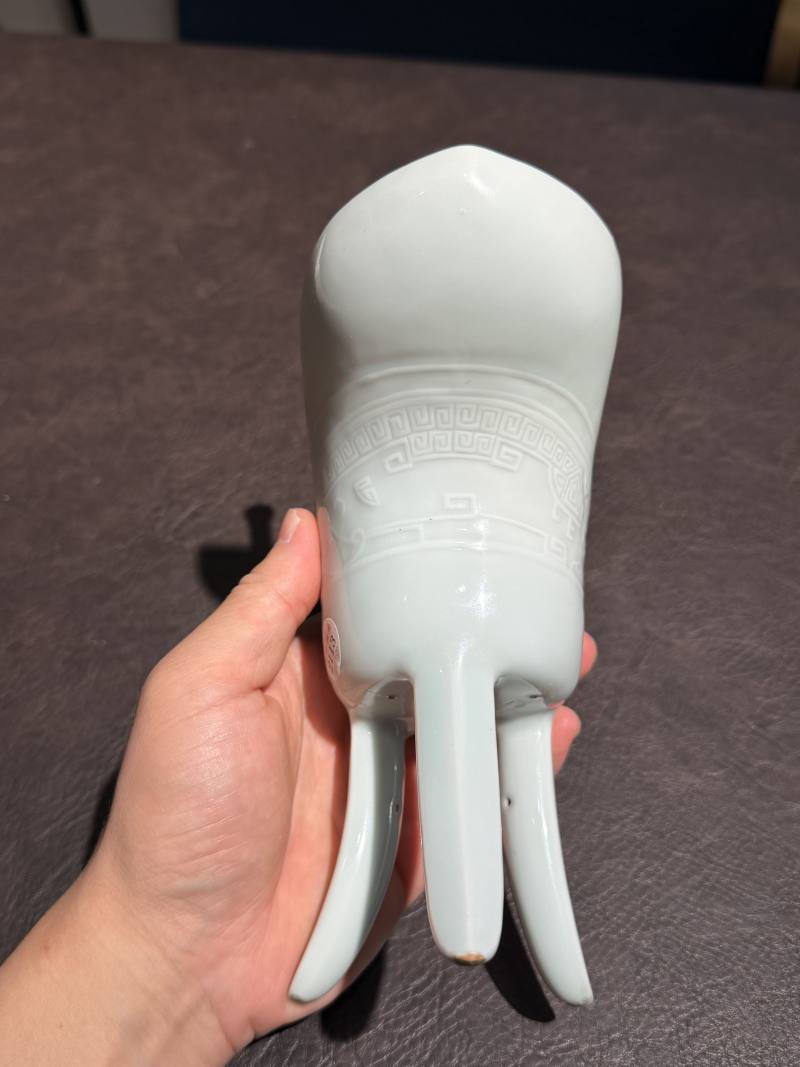 清道光 仿青铜白釉爵杯 - 图4