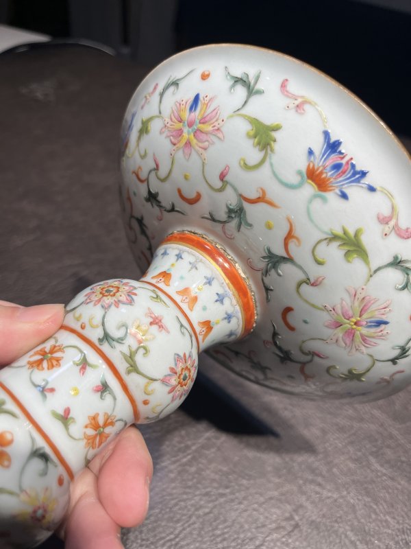 清乾隆 洋彩描金缠枝宝相花觚式供盘一对 - 图22