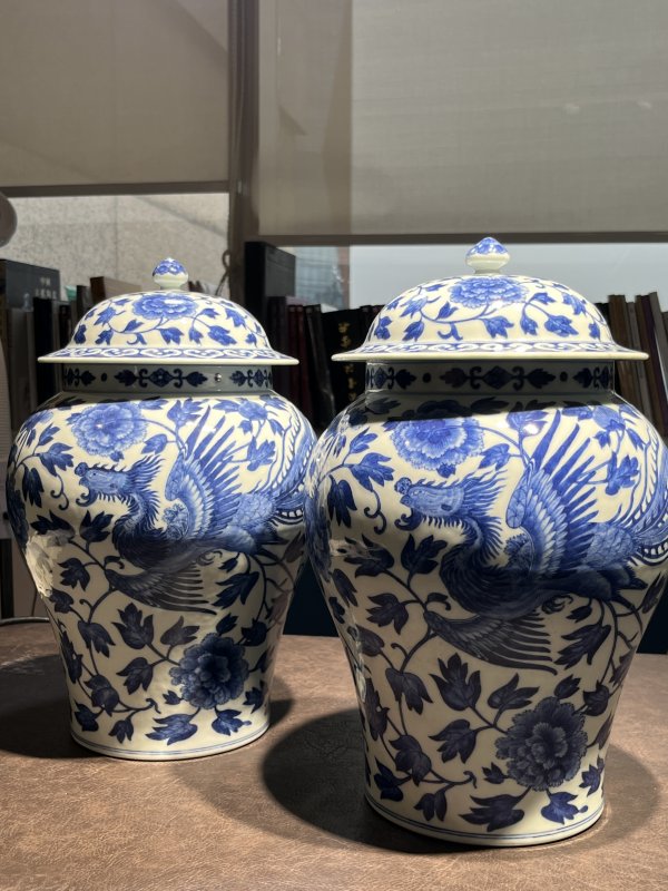 清道光 青花缠枝莲纹盖罐一对 - 图9