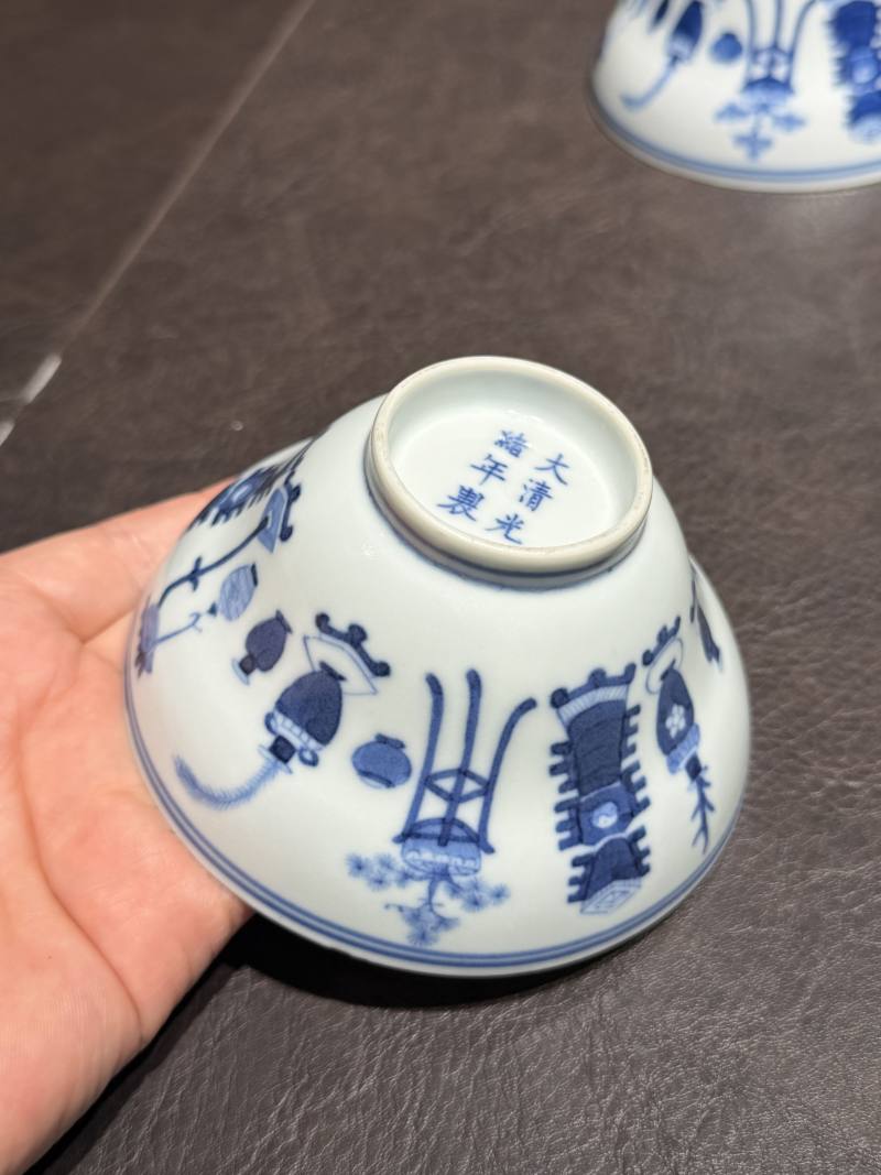 清光绪 青花清供图折腰杯一对 - 图9
