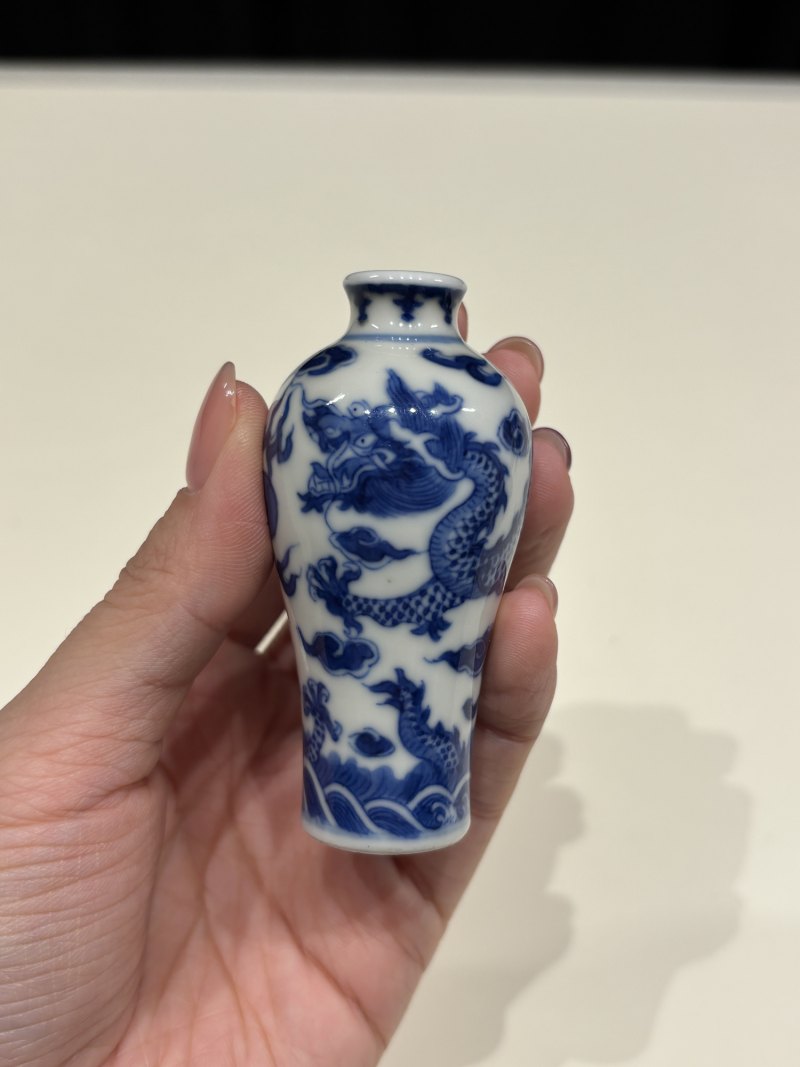 清中期 青花龙纹鼻烟壶 - 图2