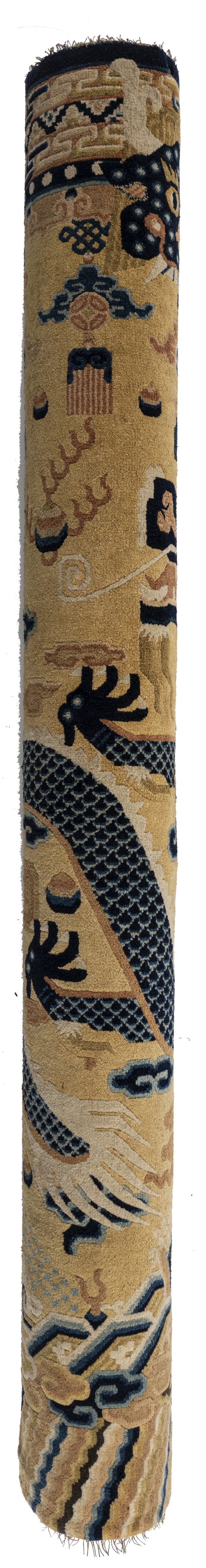 A pair of yellow-ground column carpets with dragon decoration mounted as columns - 图4