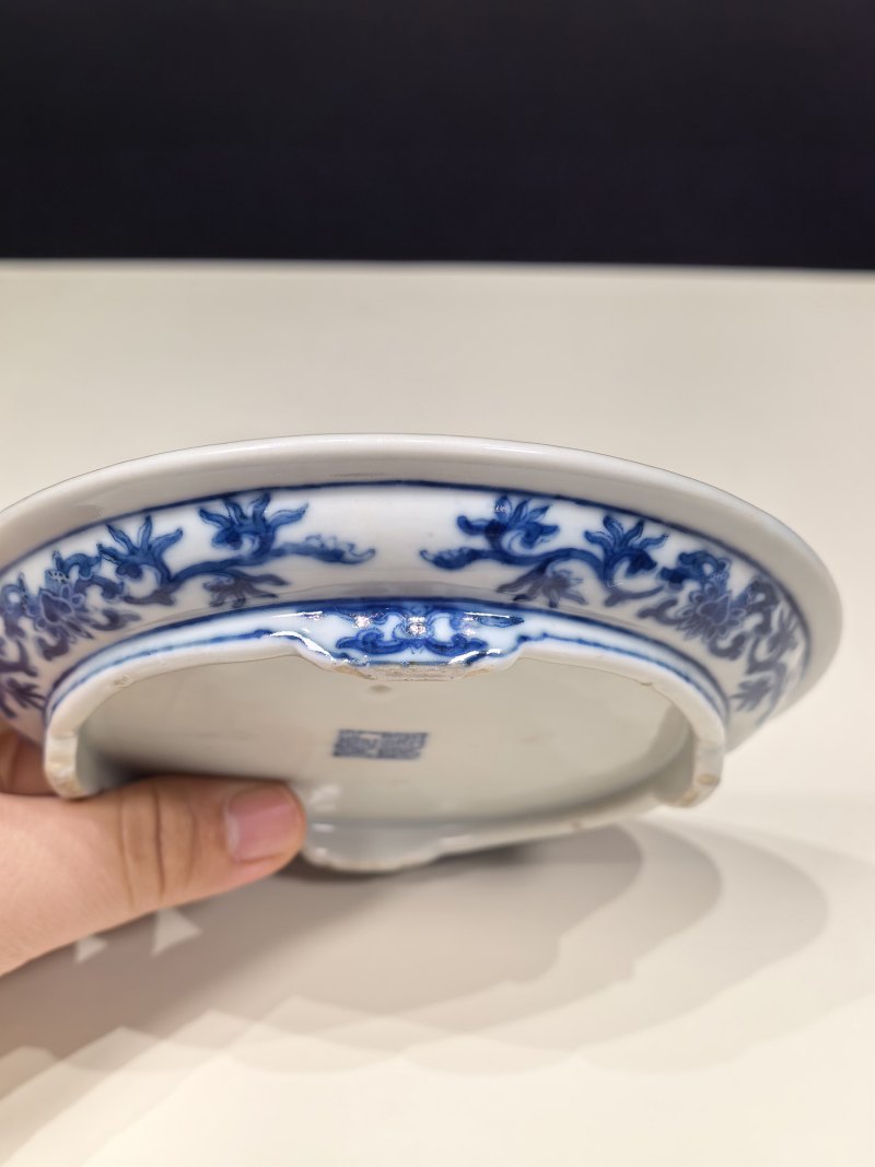 清乾隆 青花云鹤纹爵杯及江山一统爵盘一套 - 图27