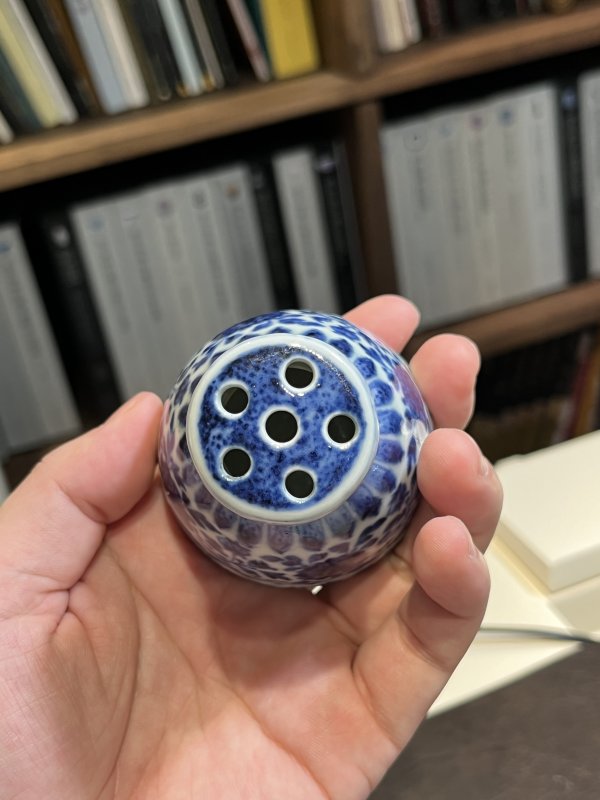 清雍正 仿宣窑青花缠枝莲纹花插 - 图8