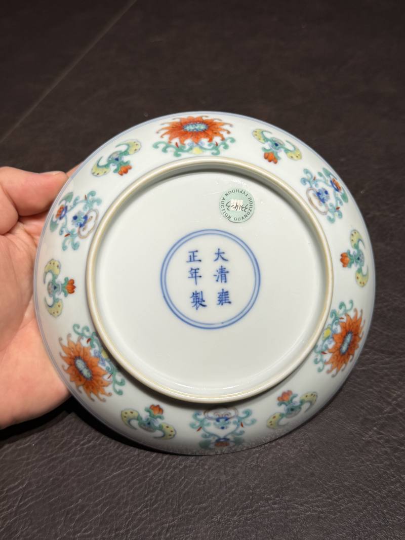 清雍正 斗彩并蒂莲纹盘 - 图12