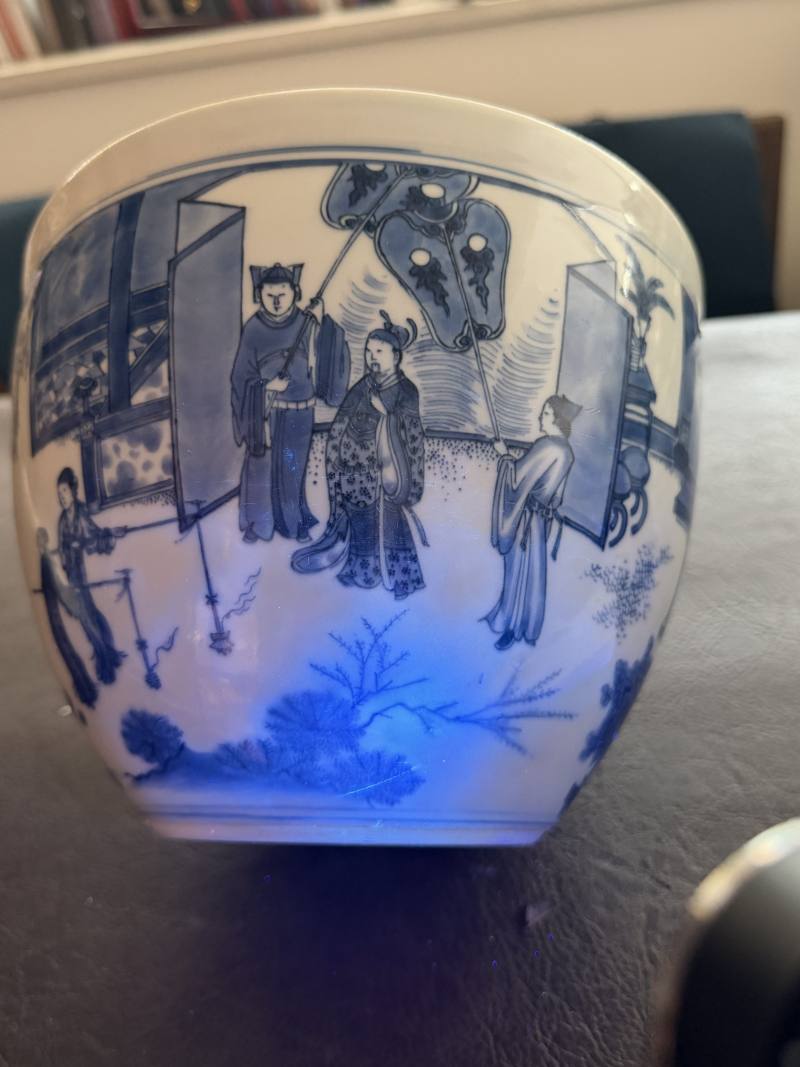 明崇祯 青花“步步金莲”人物故事图案缸 - 图22