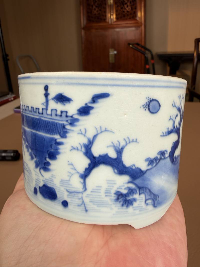 明崇祯 青花高仕对弈图琴炉 - 图6