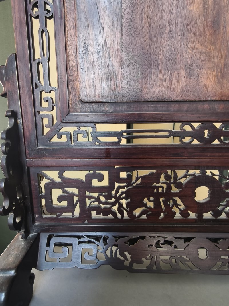 A fine carved Duan stone panel mounted as table screen - 图15