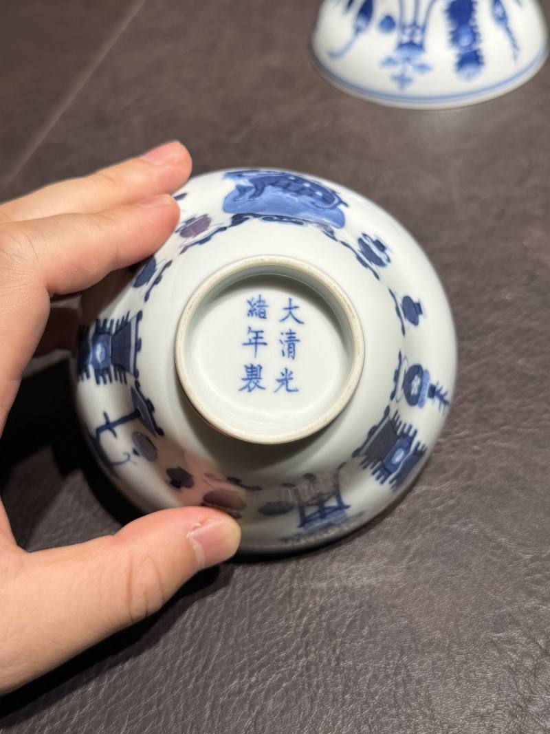 清光绪 青花清供图折腰杯一对 - 图10