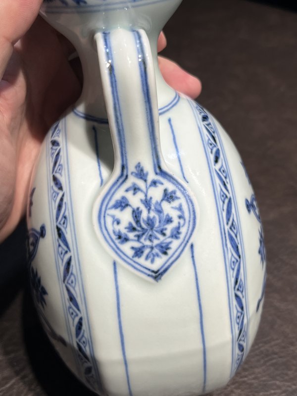 明永乐 青花绶带耳葫芦抱月瓶 - 图13