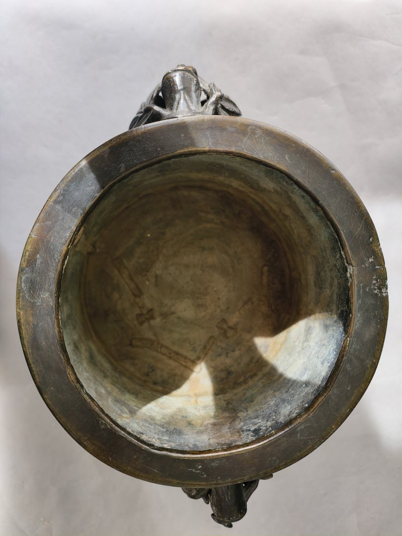 Bronze incense burner with relief decoration of inscription and bamboo - 图14