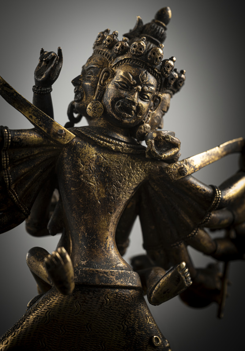A fire-gilt bronze of Cakrasamvara in yab-yum with attributes - 图5