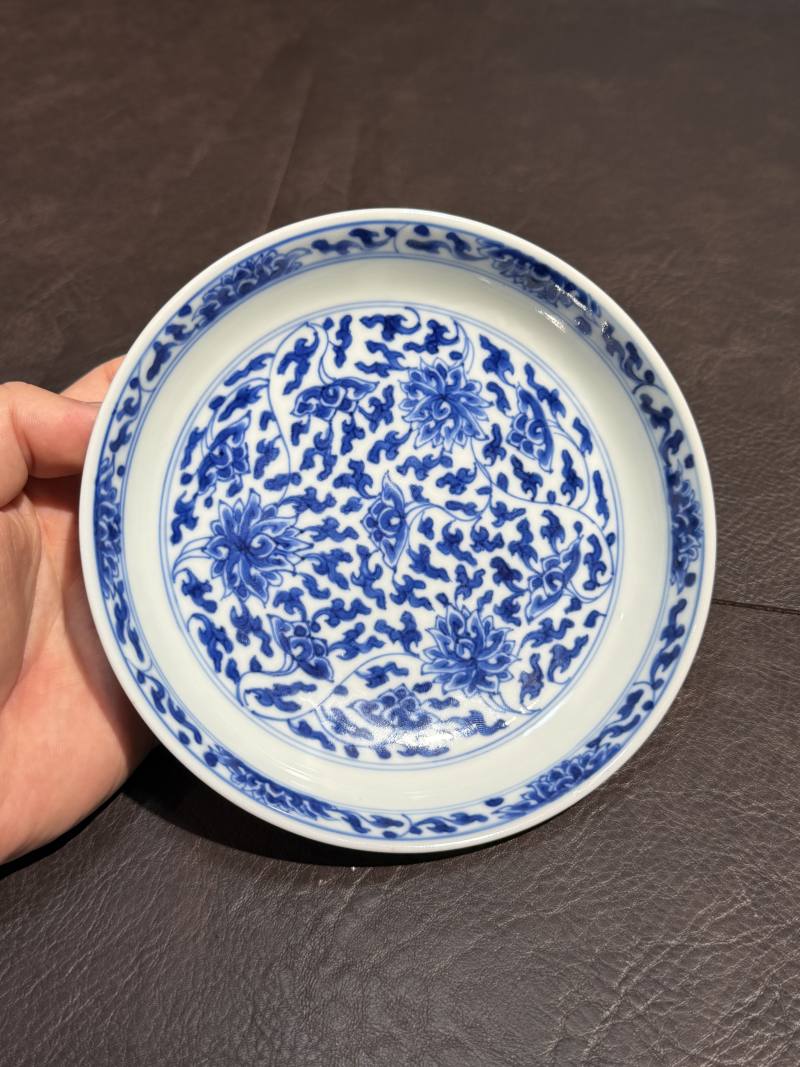 清康熙 青花缠枝莲纹盘 - 图4