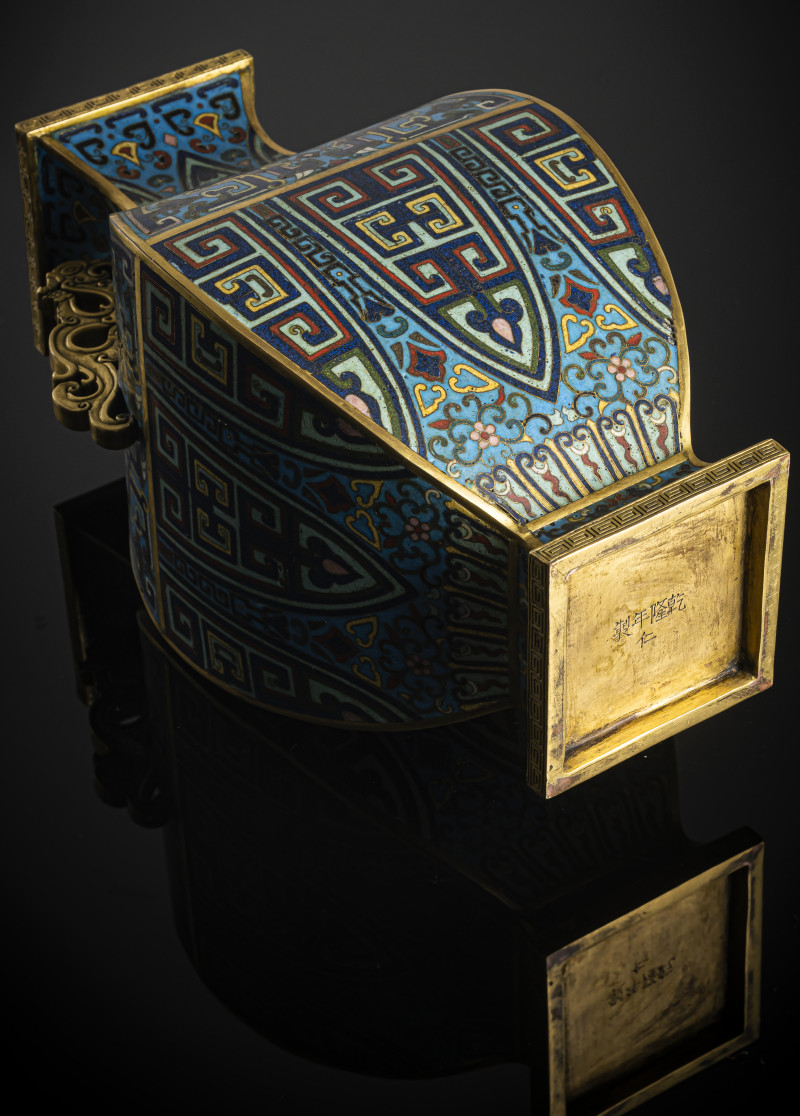 A square cloisonne enamel archaistic vase, fanghu - 图4