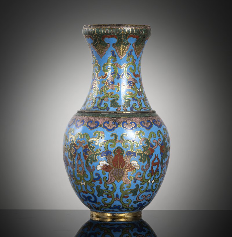 A small cloisonné-enamelled lotus vase - 图2
