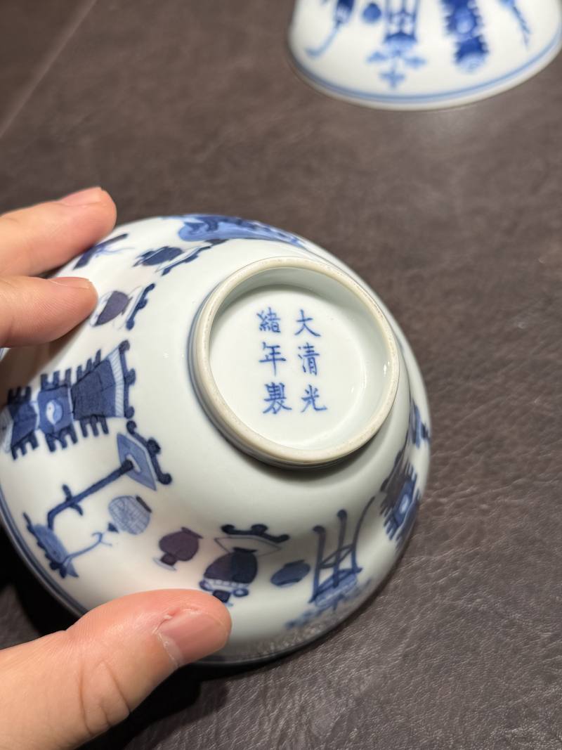 清光绪 青花清供图折腰杯一对 - 图11
