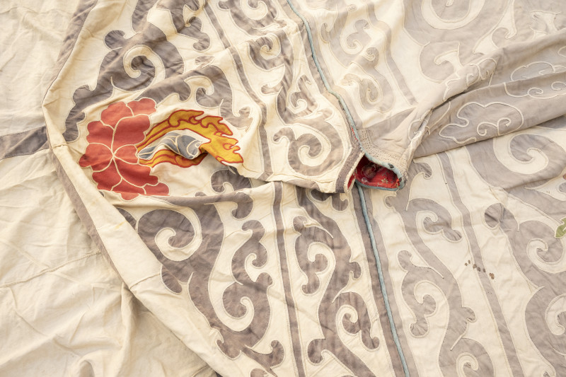 A LARGE APPLIQUÉ COTTON TENT - 图19
