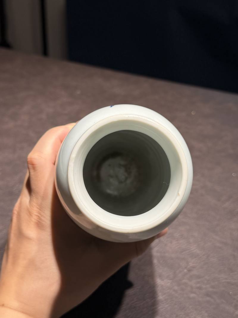 明崇祯 青花博古纹筒瓶 - 图15