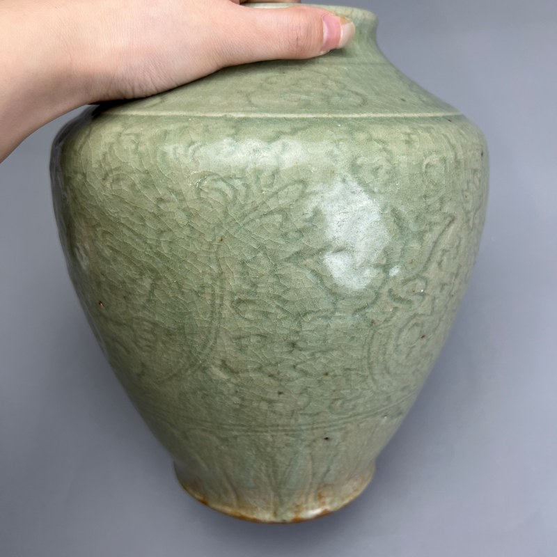 明代 龙泉青釉刻花罐 - 图11