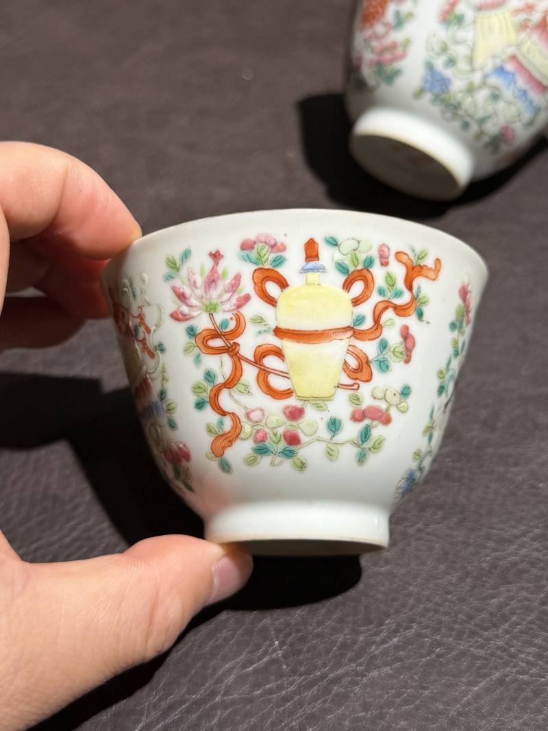 清同治 粉彩八宝杯一对 - 图6