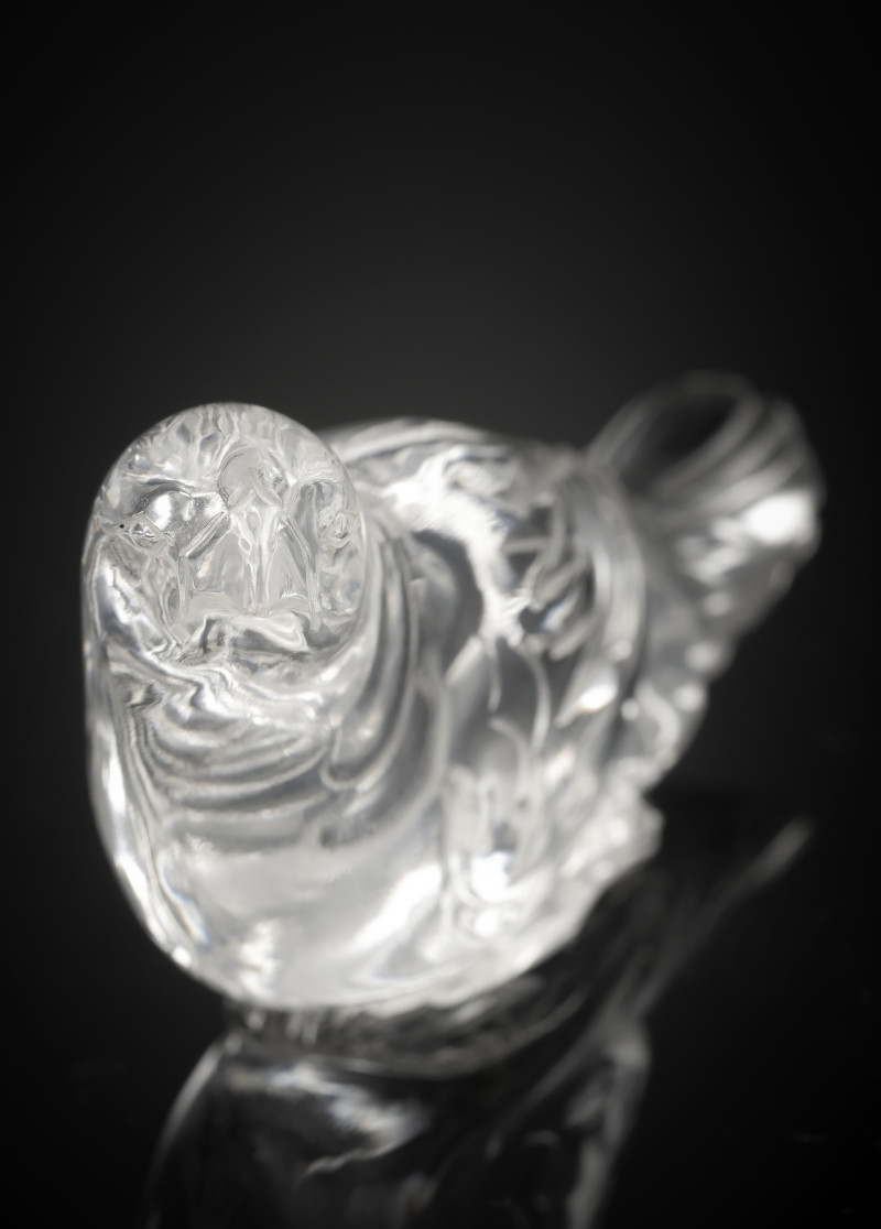 Bird of prey made of rock crystal - 图5