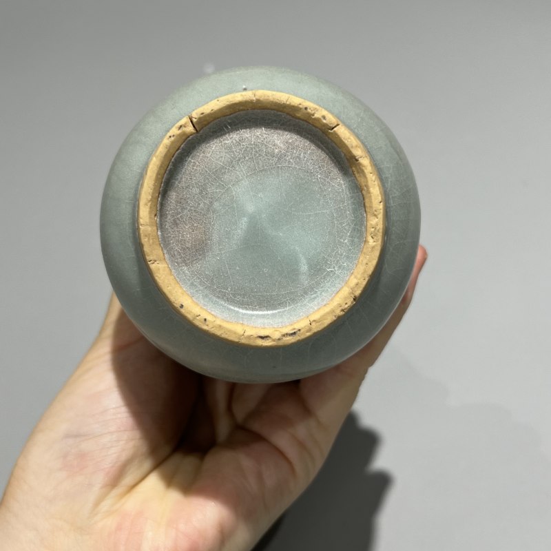 明代 龙泉窑粉青釉箸瓶 - 图8