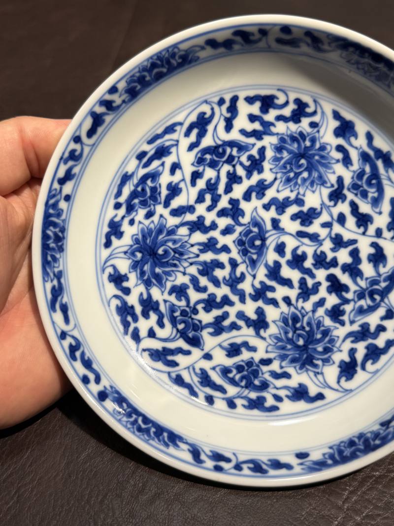 清康熙 青花缠枝莲纹盘 - 图6
