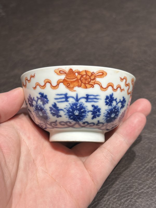 清道光 “嶰竹造”青花矾红莲托八宝茶圆一对 - 图12