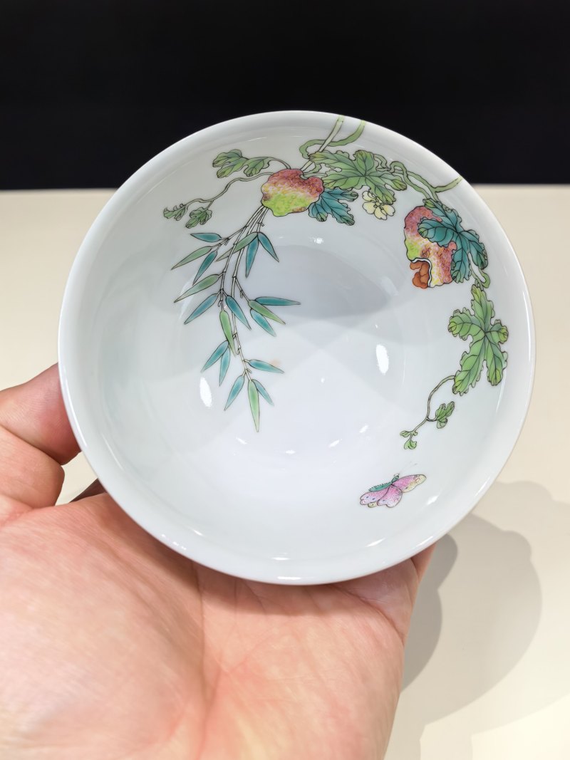 清乾隆 粉彩过枝癞瓜纹碗 - 图15