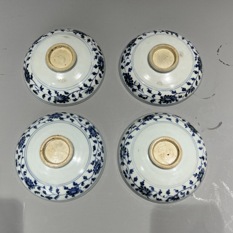 元代 青花缠枝花一束莲纹盘一组四件 - 图19