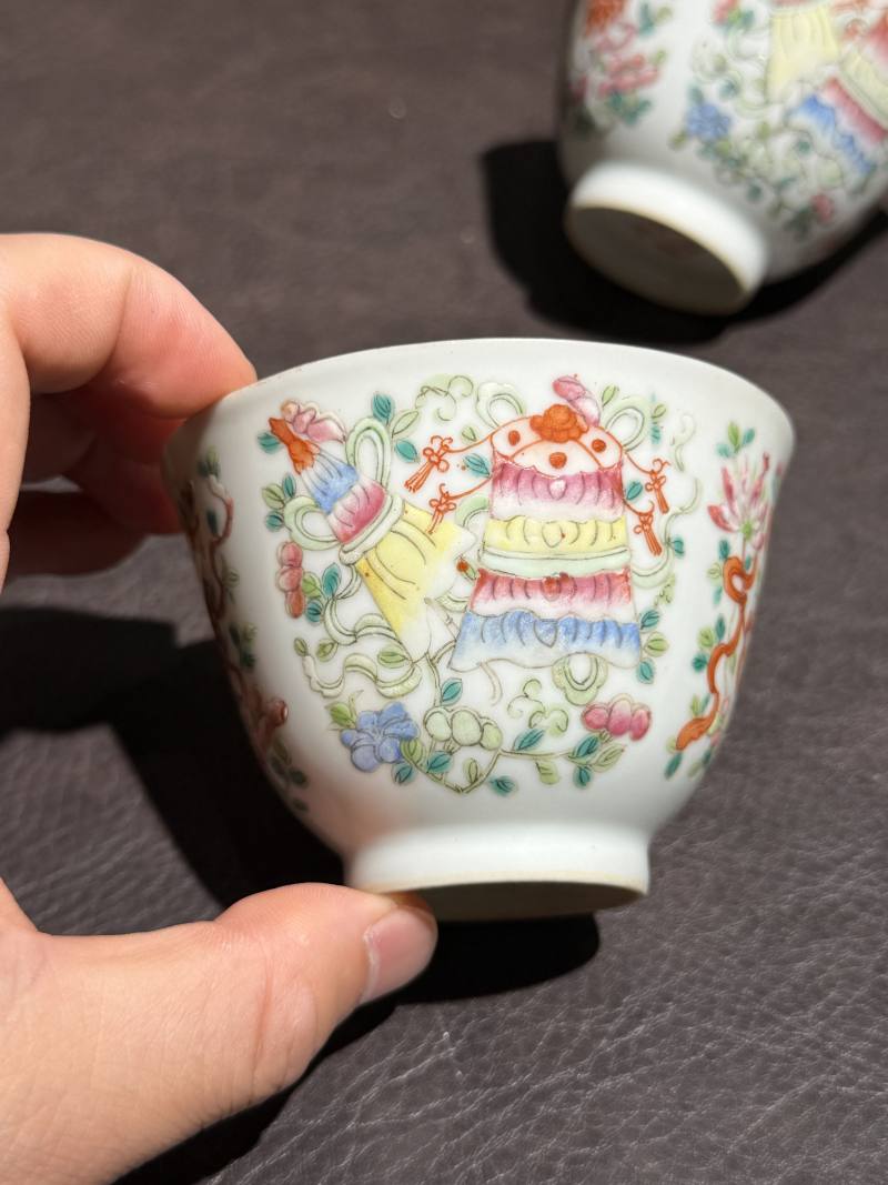清同治 粉彩八宝杯一对 - 图7