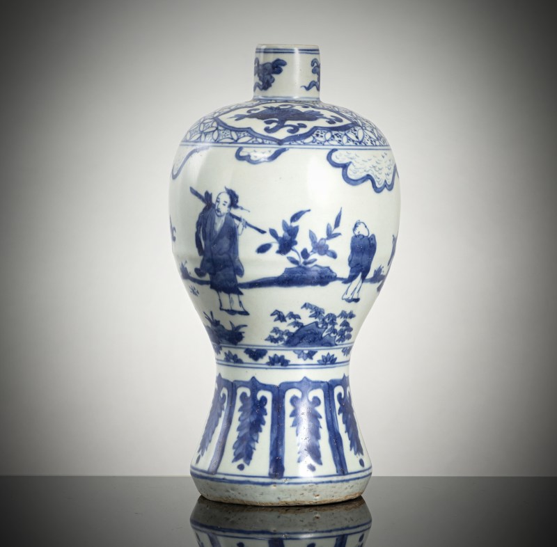 A good blue and white meiping with figural scene