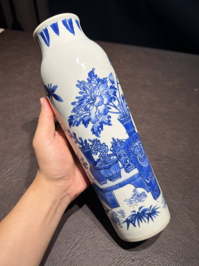 明崇祯 青花博古纹筒瓶 - 图8