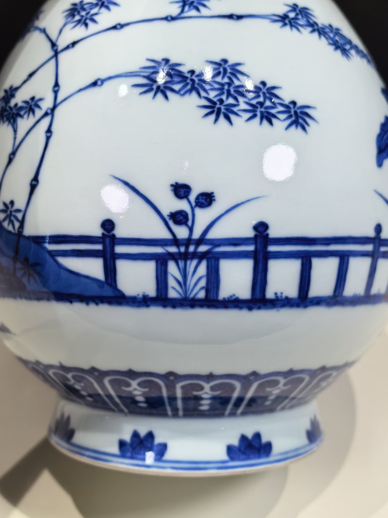 清同治 青花竹石芭蕉图玉壶春瓶 - 图12