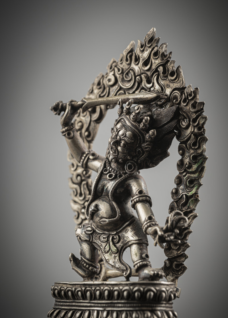 A SILVER FIGURE OF ACALA - 图3