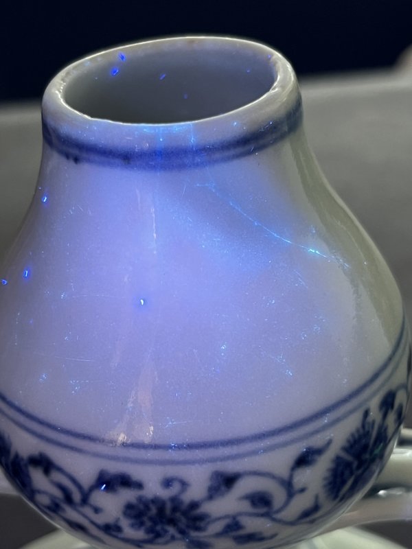 明永乐 青花绶带耳葫芦抱月瓶 - 图16