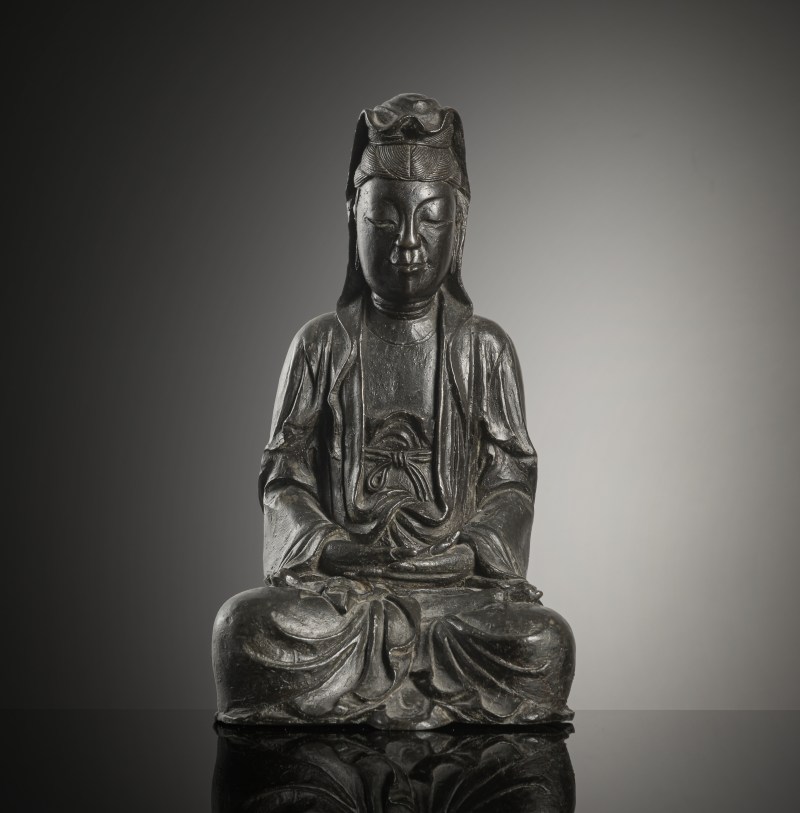 A bronze figure of Guanyin - 图2