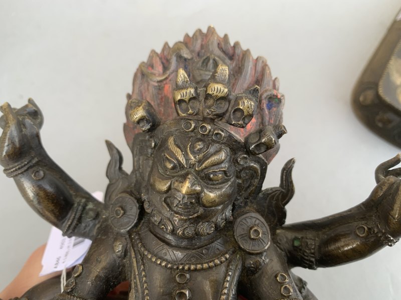 A bronze figure of Sadbhujamahakala - 图12